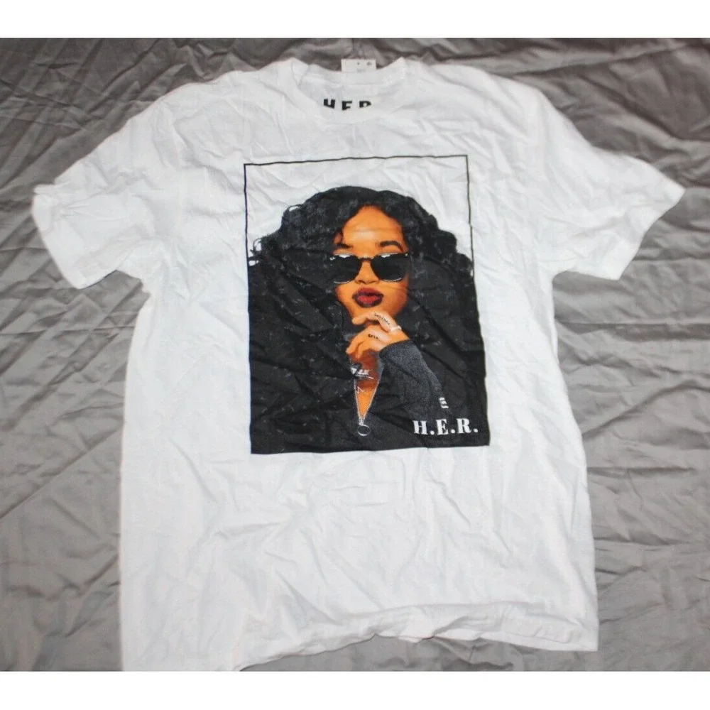 Mens H E R Music Short Sleeve Graphic T-Shirt - White size S